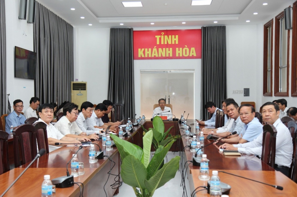 hinh6.jpg (224 KB)